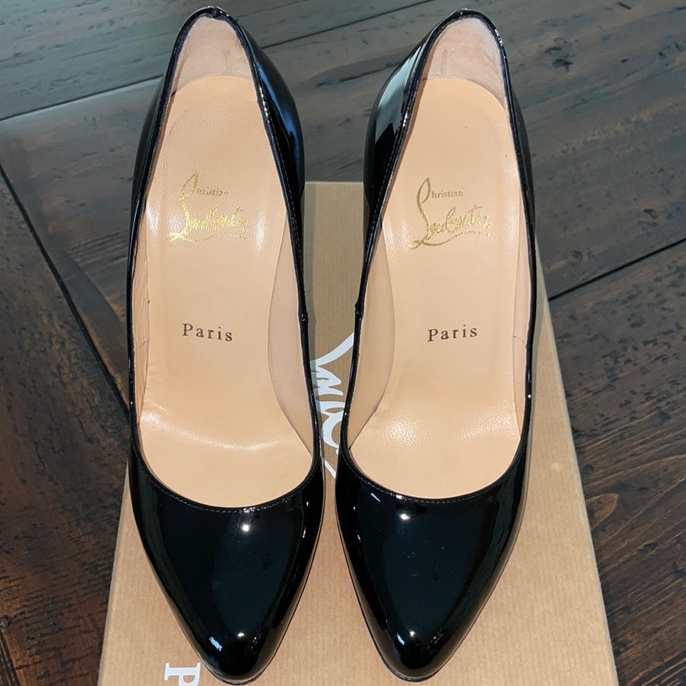 Christian Louboutin Décolleté Patent Leather